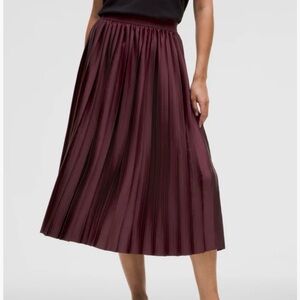 Lululemon Satin Burgundy Pleated Skirt